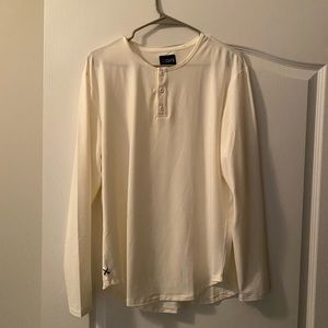 Cuts clothing Large Elongated Henley
